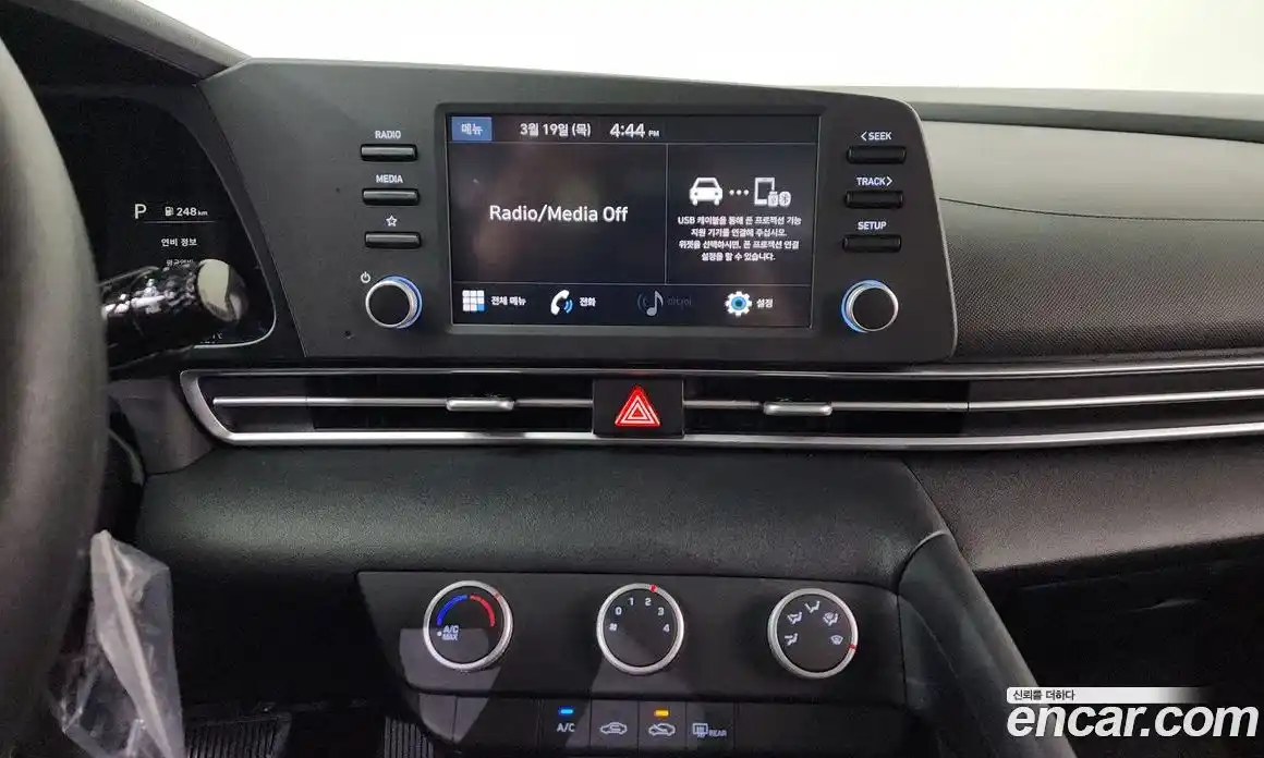 Hyundai Avante 2021 1.6 Автомат в Москве № 814462, фото 14