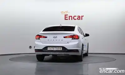 Hyundai Avante 2019 1.6 гидро в Москве № 814733, миниатюра 4