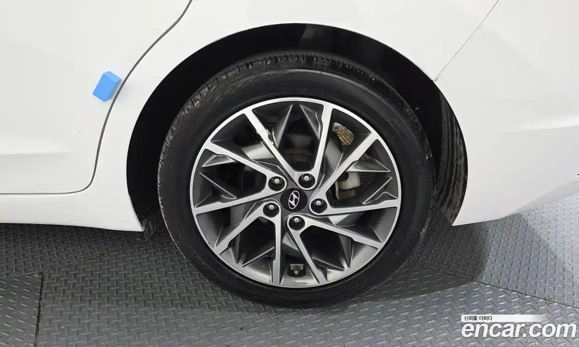 Hyundai Avante 2019 1.6 гидро в Москве № 814733, фото 5