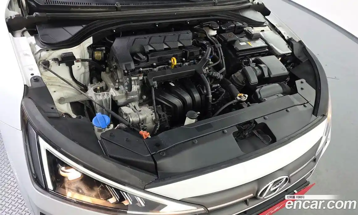 Hyundai Avante 2019 1.6 гидро в Москве № 814733, фото 6
