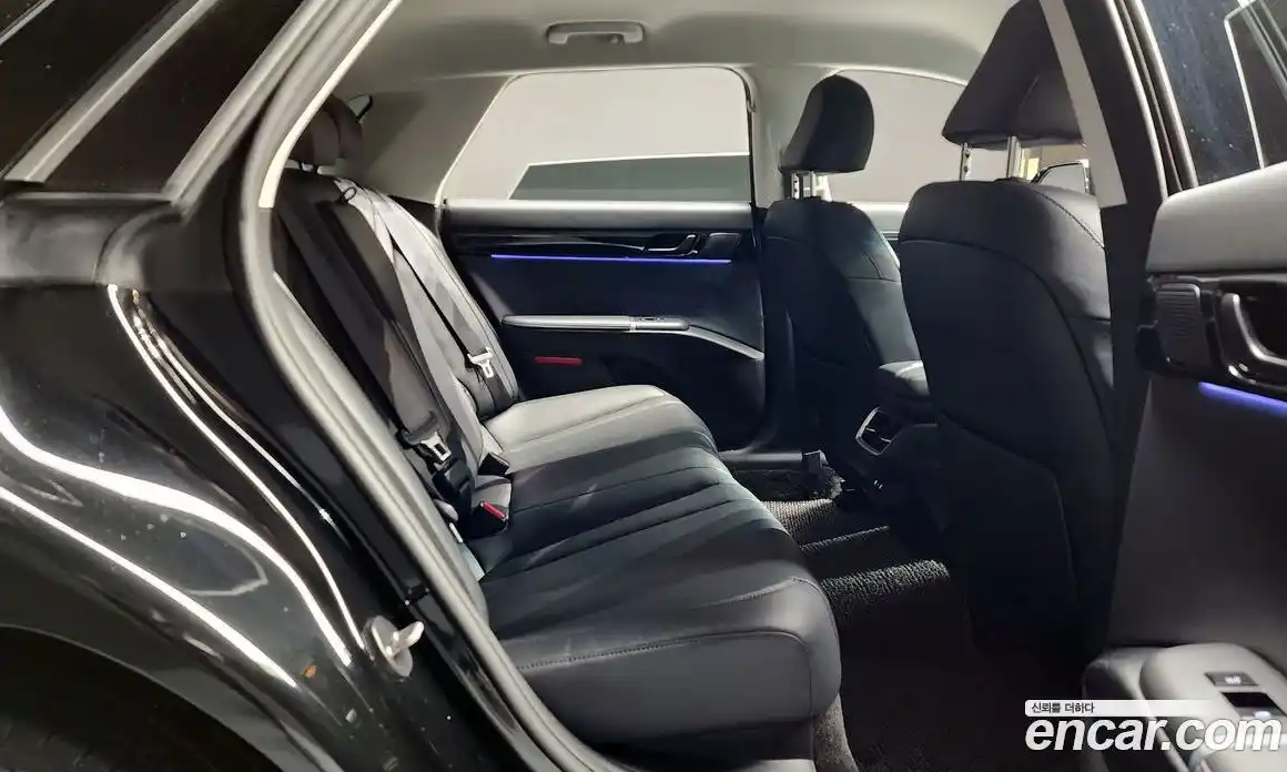 Hyundai Grandeur 2023 2.5 Автомат в Москве № 814752, фото 12