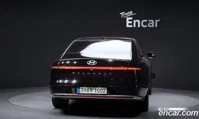 Hyundai Grandeur 2023 2.5 Автомат в Москве № 814752, миниатюра 4