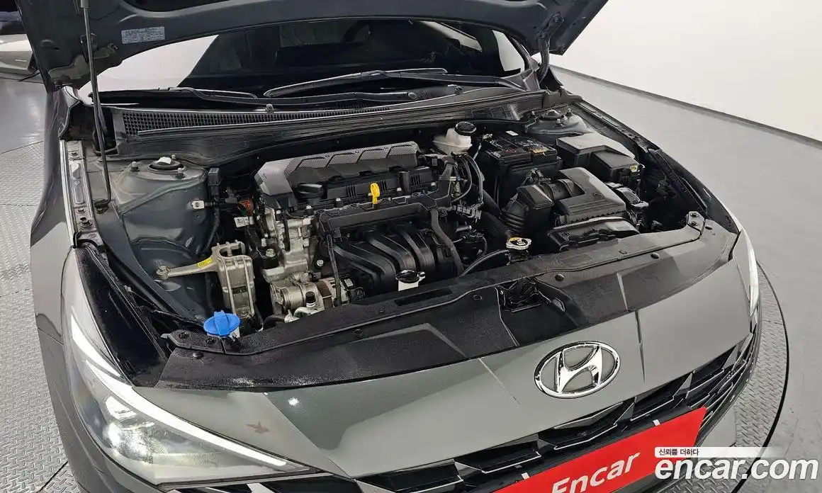 Hyundai Avante 2022 1.6 Автомат в Москве № 814793, фото 6