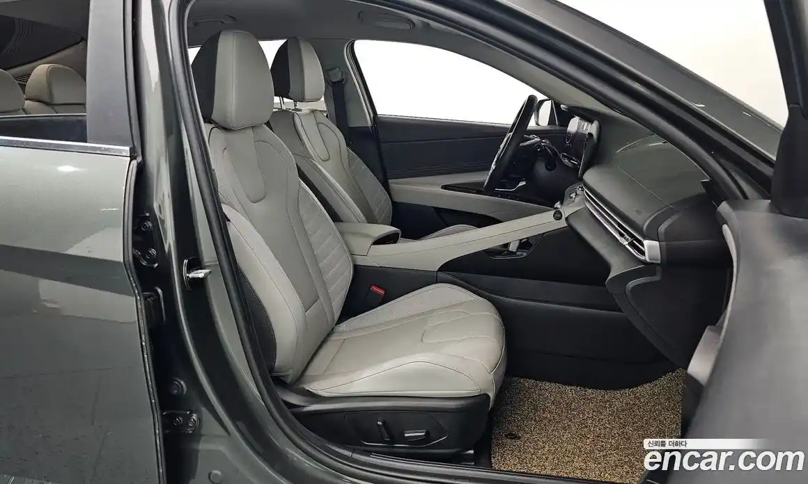 Hyundai Avante 2022 1.6 Автомат в Москве № 814793, фото 10