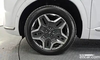 Hyundai Santa Fe 2023 1.6 Автомат в Москве № 814834, миниатюра 4