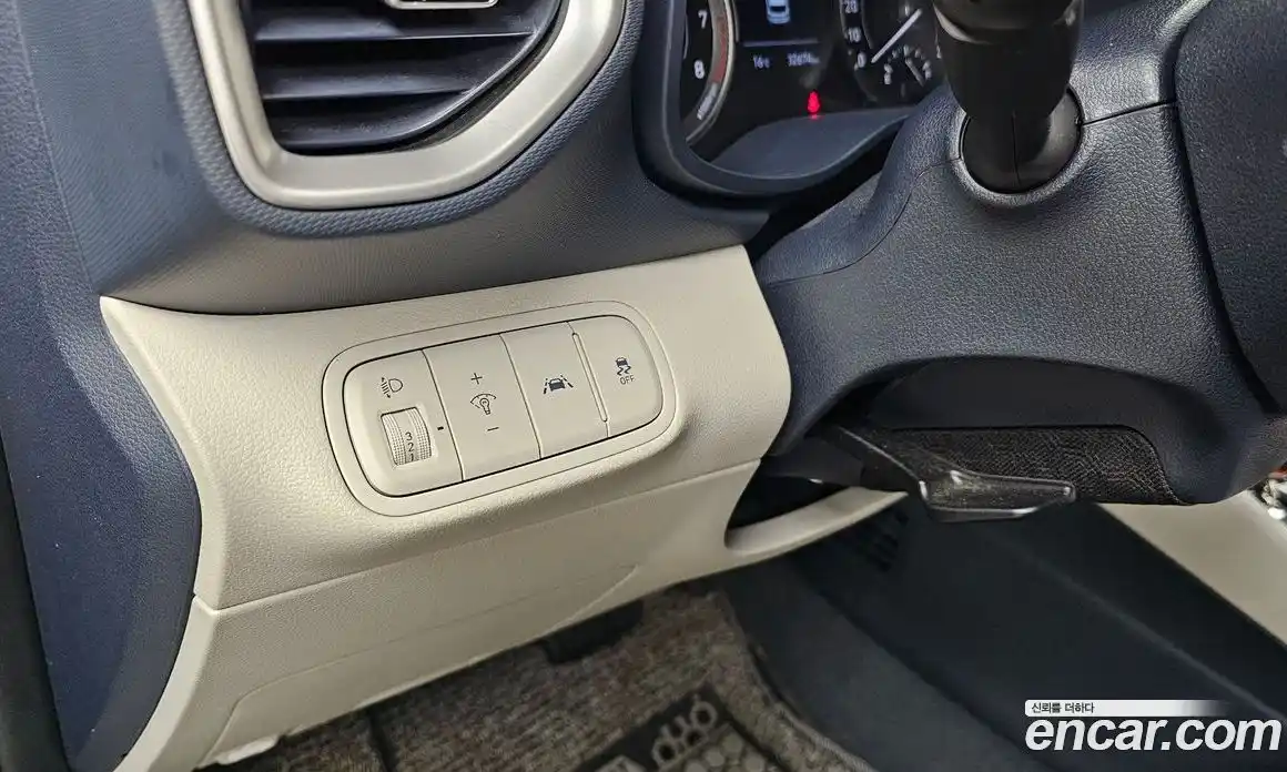 Hyundai Venue 2020 1.6 Автомат в Москве № 814992, фото 15