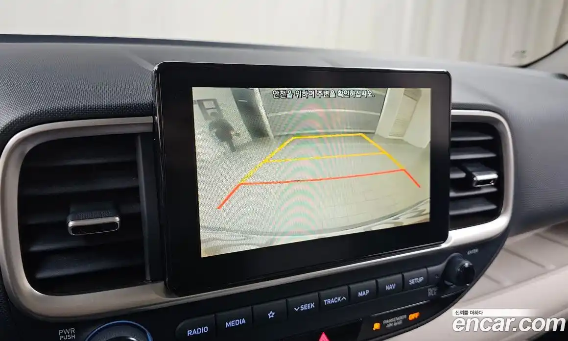 Hyundai Venue 2020 1.6 Автомат в Москве № 814992, фото 18