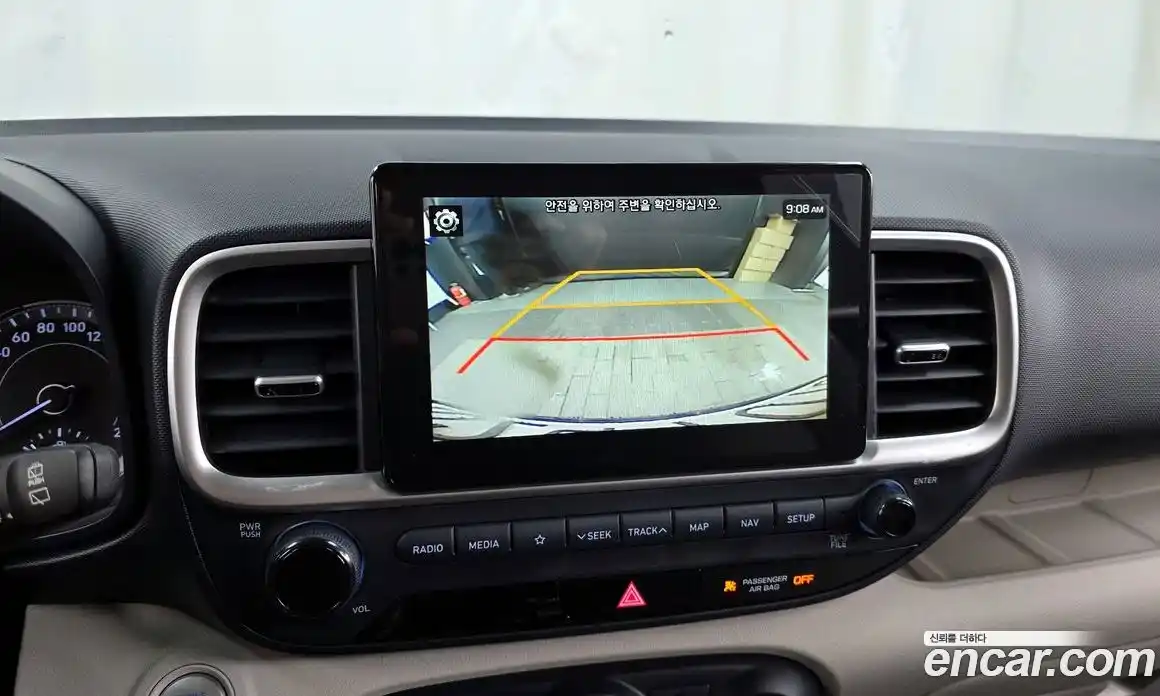 Hyundai Venue 2019 1.6 Автомат в Москве № 815003, фото 15