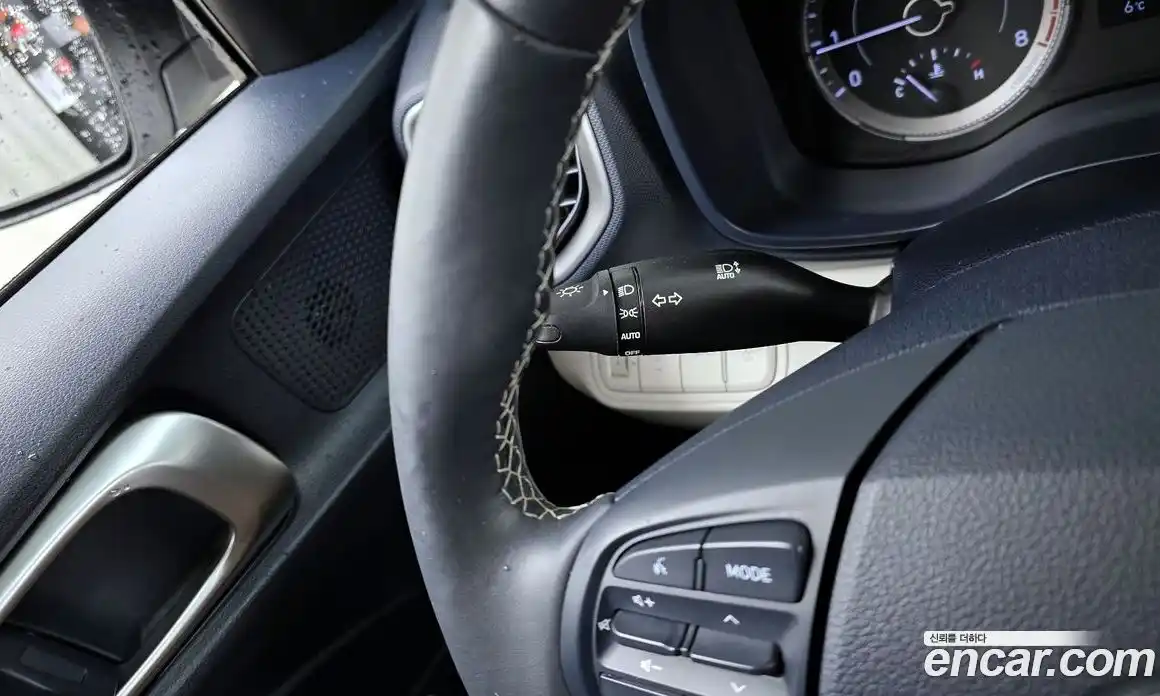 Hyundai Venue 2019 1.6 Автомат в Москве № 815003, фото 18