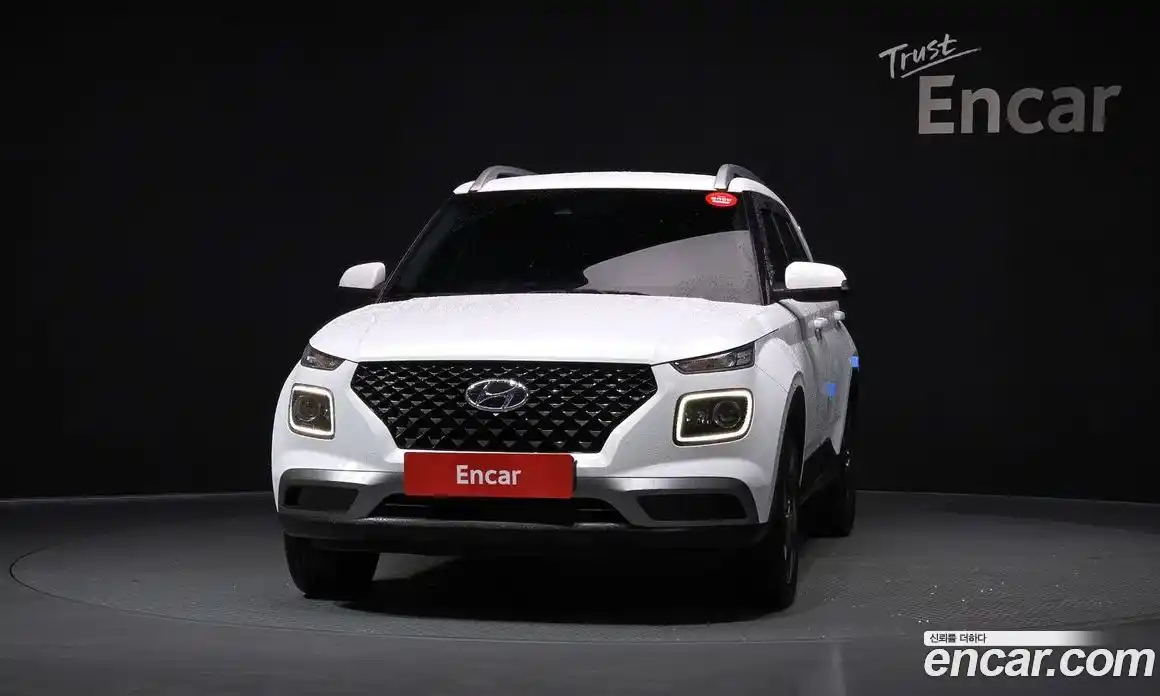 Hyundai Venue 2019 1.6 Автомат в Москве № 815003, фото 3