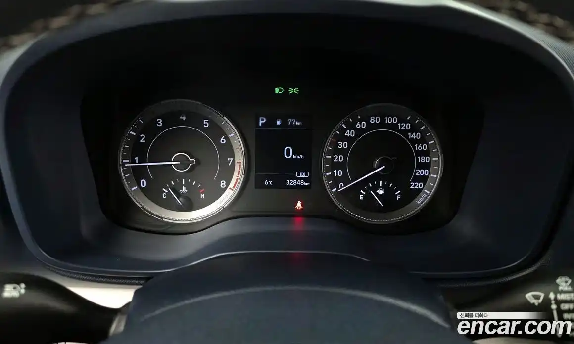 Hyundai Venue 2019 1.6 Автомат в Москве № 815003, фото 8