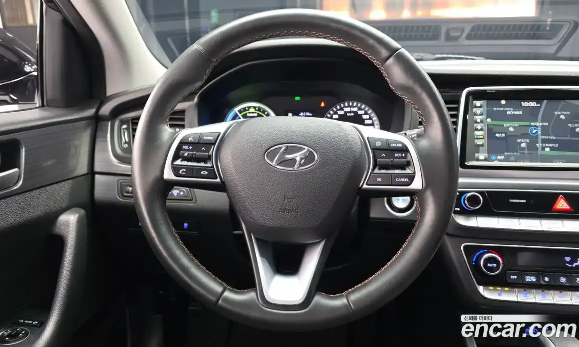 Hyundai Sonata 2019 2.0 Автомат в Москве № 815005, фото 13