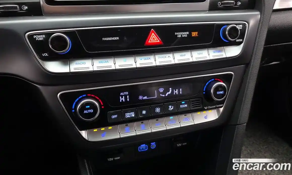 Hyundai Sonata 2019 2.0 Автомат в Москве № 815005, фото 16