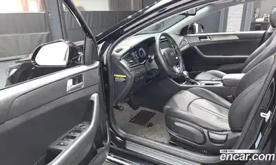 Hyundai Sonata 2019 2.0 Автомат в Москве № 815005, миниатюра 10
