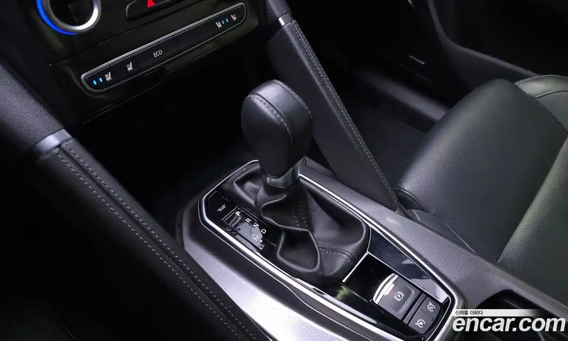 Renault QM6 2017 2.0 Автомат в Москве № 815028, фото 9