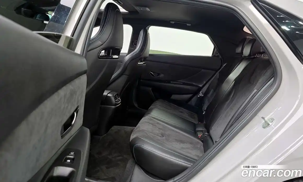 Hyundai Avante 2022 2.0 Автомат в Москве № 815113, фото 13