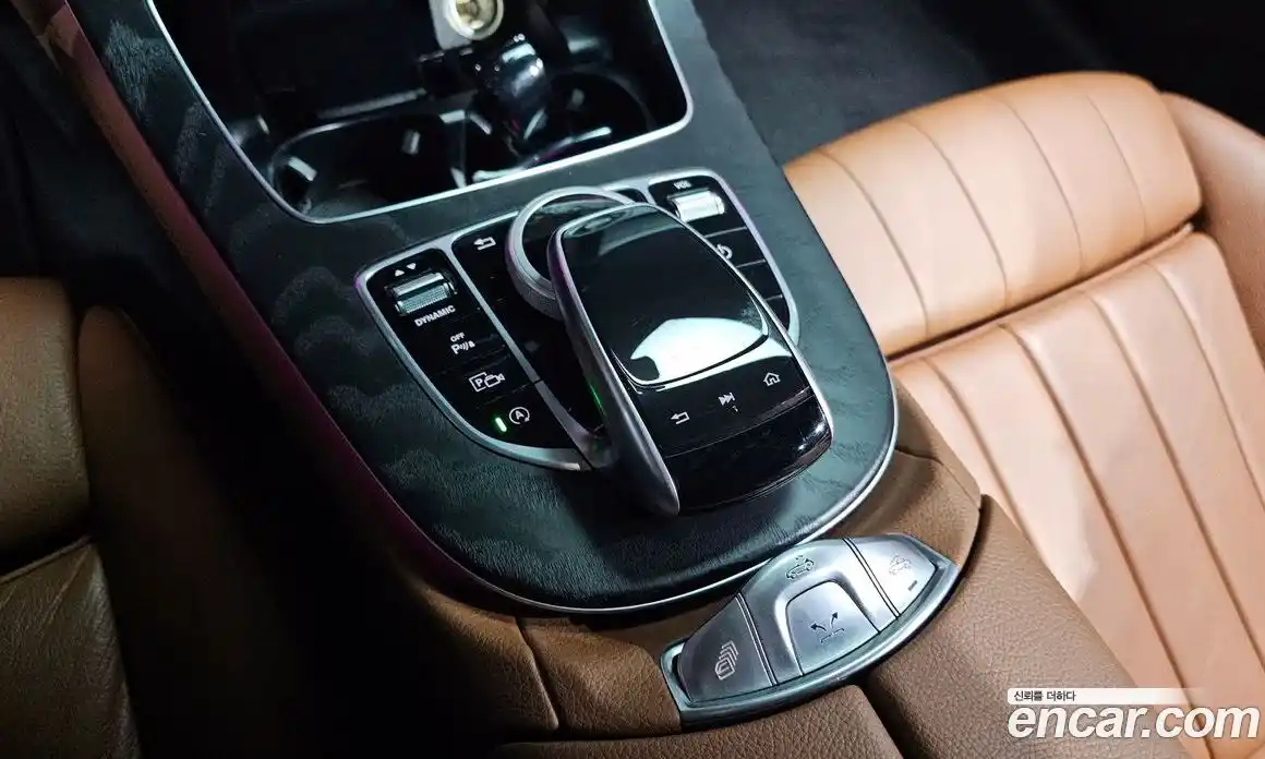 Mercedes-Benz E-Class 2018 1.9 Автомат в Москве № 815122, фото 19