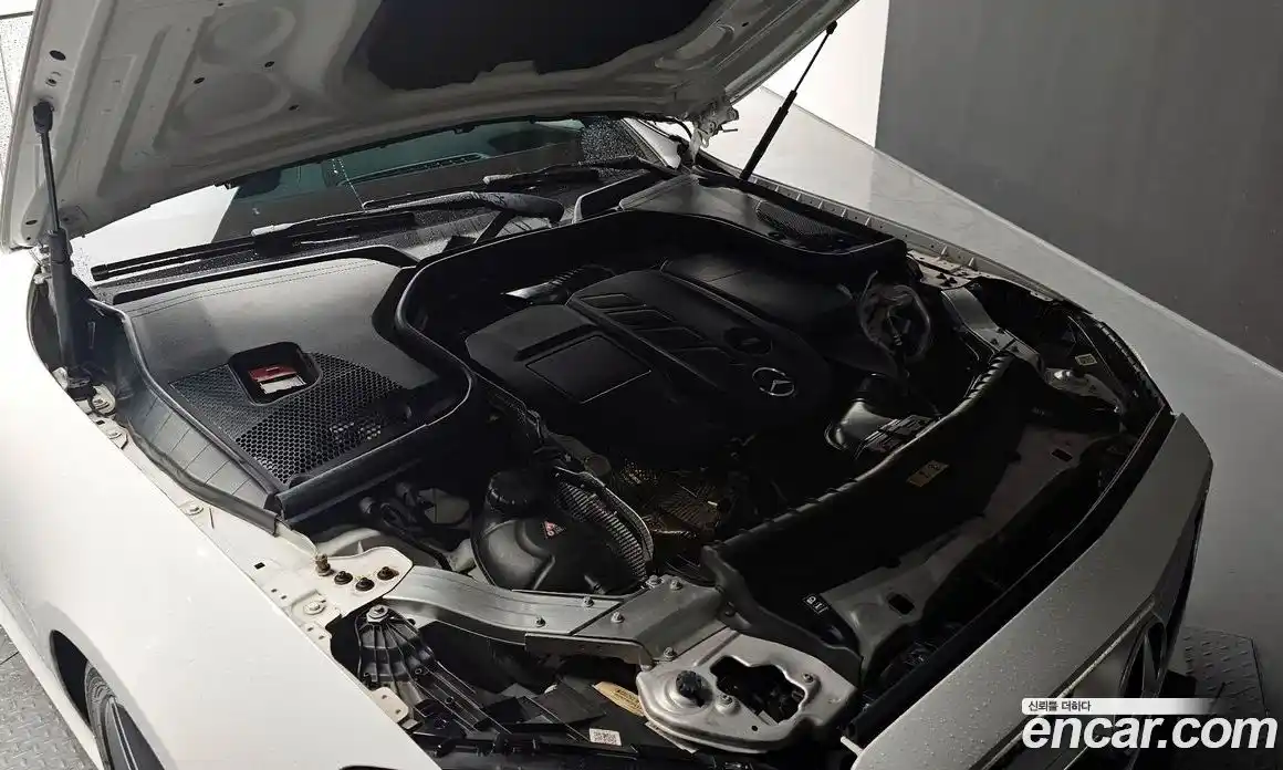 Mercedes-Benz E-Class 2018 1.9 Автомат в Москве № 815122, фото 6