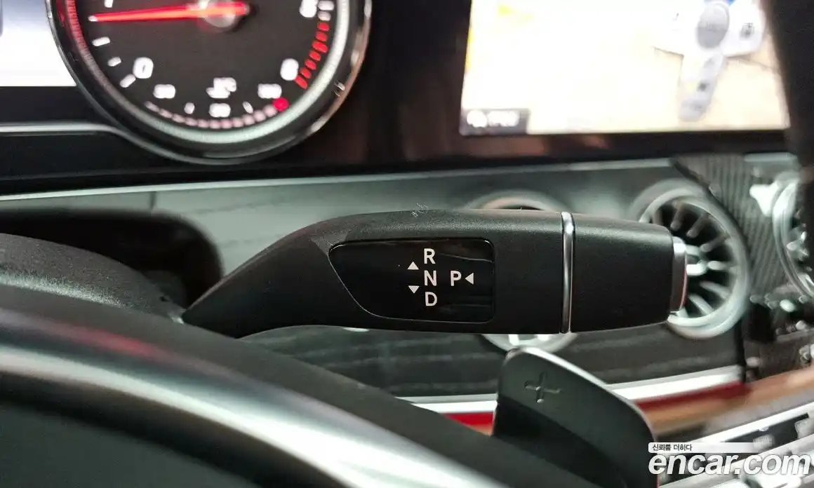 Mercedes-Benz E-Class 2018 1.9 Автомат в Москве № 815122, фото 9