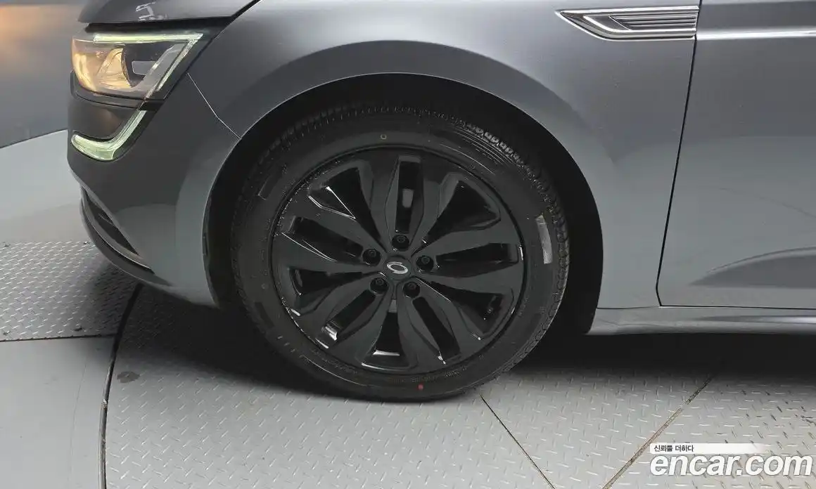 Renault SM6 2016 1.5 Автомат в Москве № 815251, фото 5