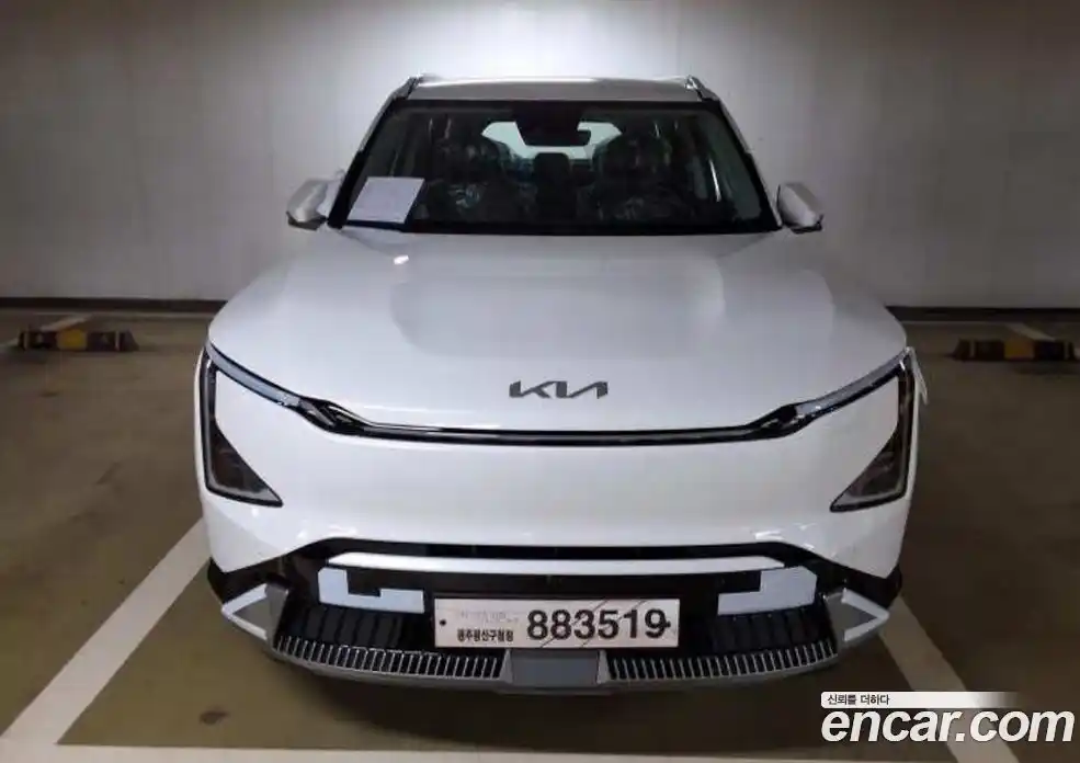 Kia EV5 2026 0.1 Автомат в Москве № 815517, фото 1