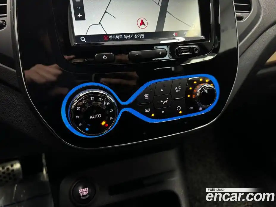 Renault QM3 2018 1.5 гидро в Москве № 815786, фото 18