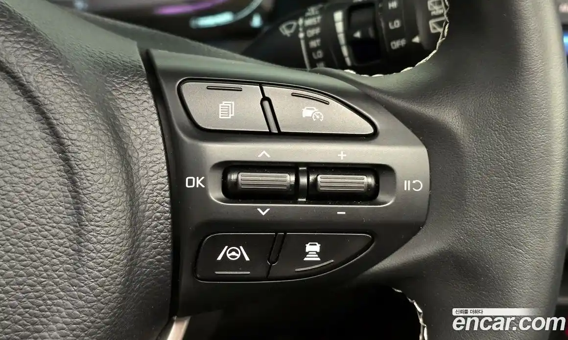 Kia Morning 2023 1.0 Автомат в Москве № 815810, фото 14