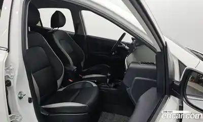 Kia Morning 2022 1.0 Автомат в Москве № 816116, миниатюра 11