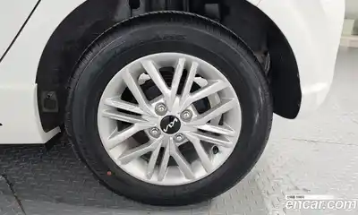 Kia Morning 2022 1.0 Автомат в Москве № 816116, миниатюра 5