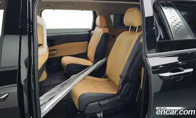 Kia Canival 2023 3.5 Автомат в Москве № 816182, миниатюра 12