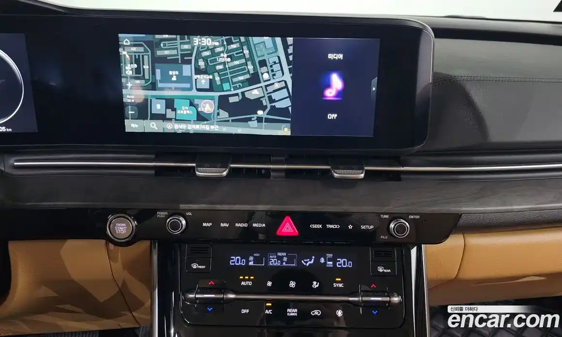 Kia Canival 2023 3.5 Автомат в Москве № 816182, фото 14