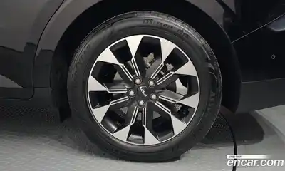 Kia Canival 2023 3.5 Автомат в Москве № 816182, миниатюра 5