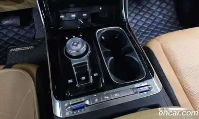 Kia Canival 2023 3.5 Автомат в Москве № 816182, миниатюра 9