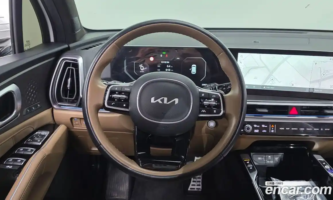 Kia Sorento 2023 1.6 Автомат в Москве № 816277, фото 13