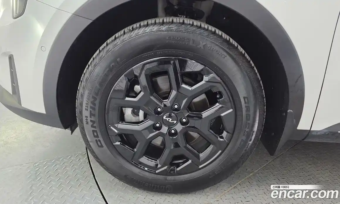 Kia Sorento 2023 1.6 Автомат в Москве № 816277, фото 5