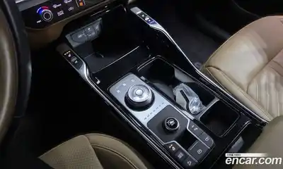 Kia Sorento 2023 1.6 Автомат в Москве № 816277, миниатюра 9