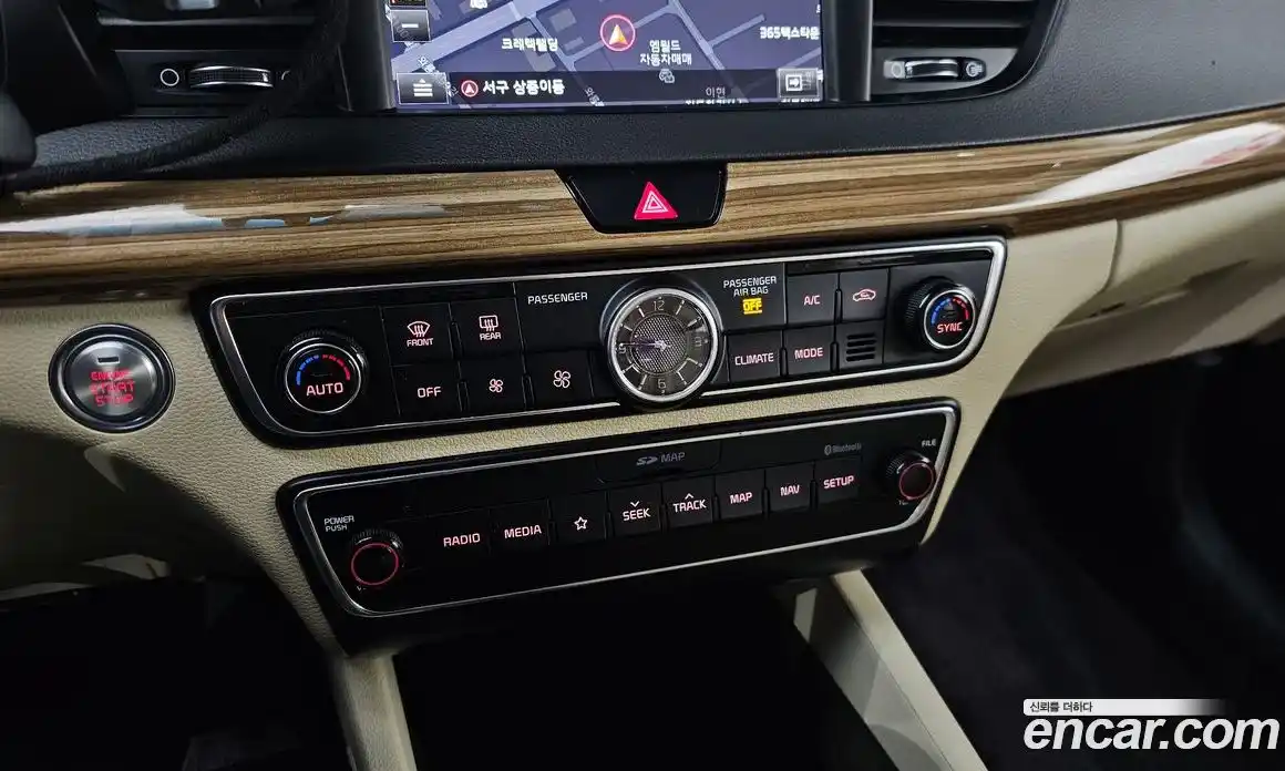 Kia K7 2018 2.4 Автомат в Москве № 816291, фото 19