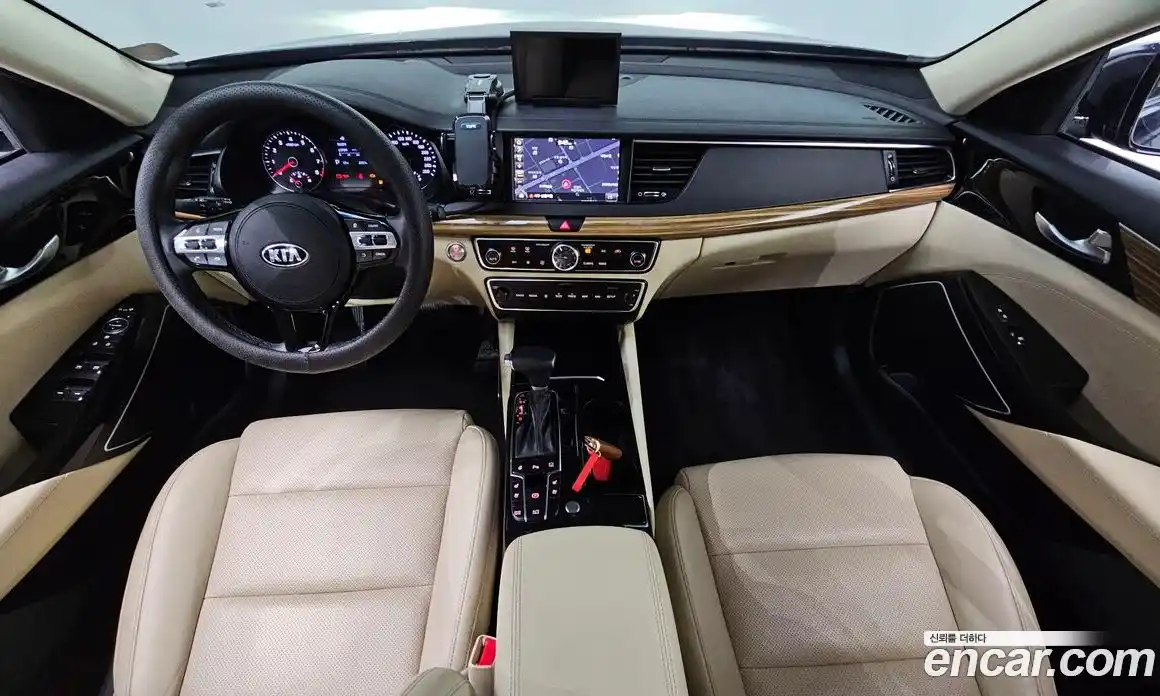 Kia K7 2018 2.4 Автомат в Москве № 816291, фото 7