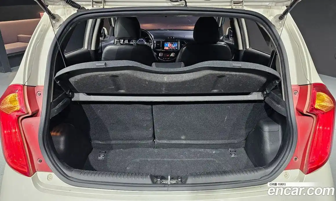 Kia Morning 2015 1.0 Автомат в Москве № 816362, фото 20