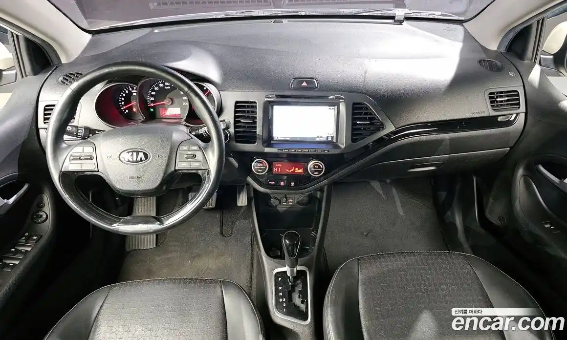 Kia Morning 2015 1.0 Автомат в Москве № 816362, фото 7