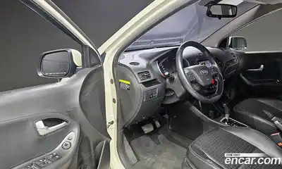 Kia Morning 2015 1.0 Автомат в Москве № 816362, миниатюра 10