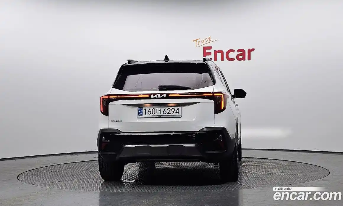 Kia Seltos 2023 1.6 Автомат в Москве № 816439, фото 4