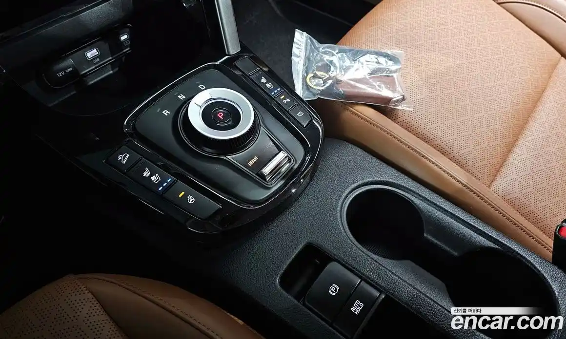 Kia Seltos 2023 1.6 Автомат в Москве № 816439, фото 9