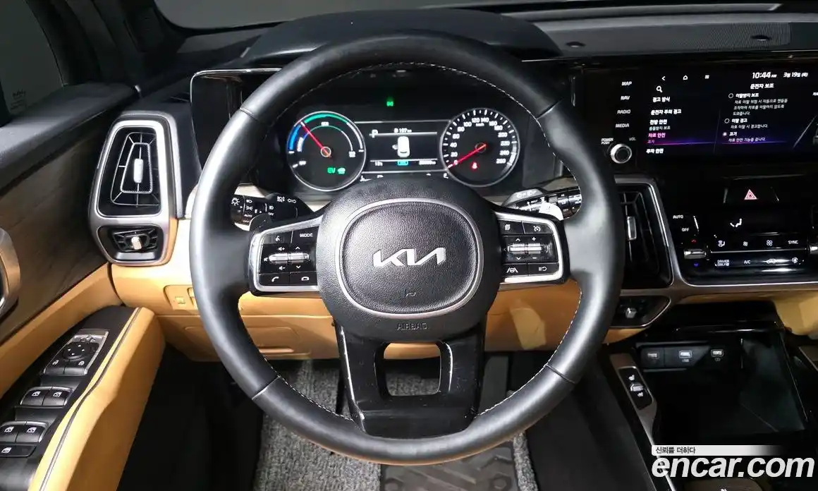 Kia Sorento 2022 1.6 Автомат в Москве № 816510, фото 13