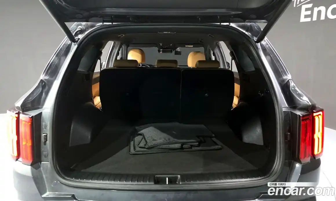 Kia Sorento 2022 1.6 Автомат в Москве № 816510, фото 20