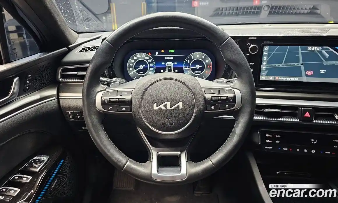 Kia K5 2023 2.0 Автомат в Москве № 816656, фото 13