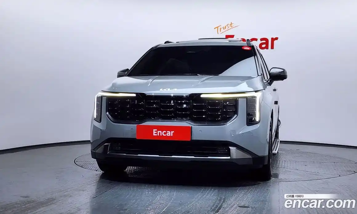 Kia Canival 2024 1.6 Автомат в Москве № 816795, фото 3