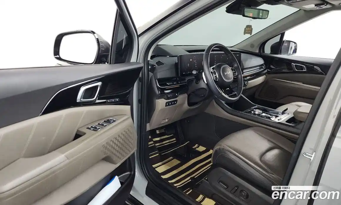 Kia Canival 2024 1.6 Автомат в Москве № 816795, фото 10