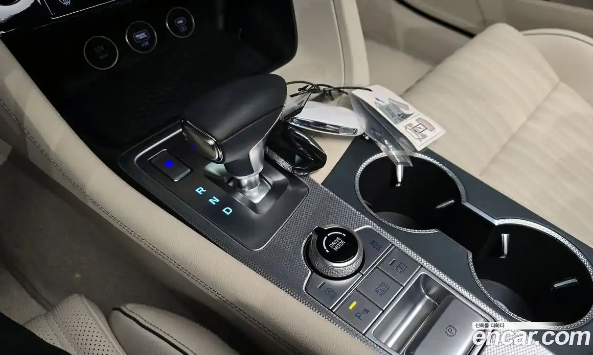 Genesis G70 2024 2.5 Автомат в Москве № 817165, фото 9