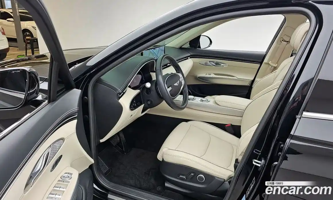 Genesis GV70 2021 2.5 Автомат в Москве № 817206, фото 10